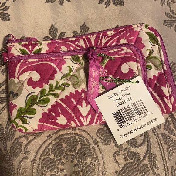 Vera Bradley Handbags - Vera Bradley zip zip wristlet Julep Tulip NWT